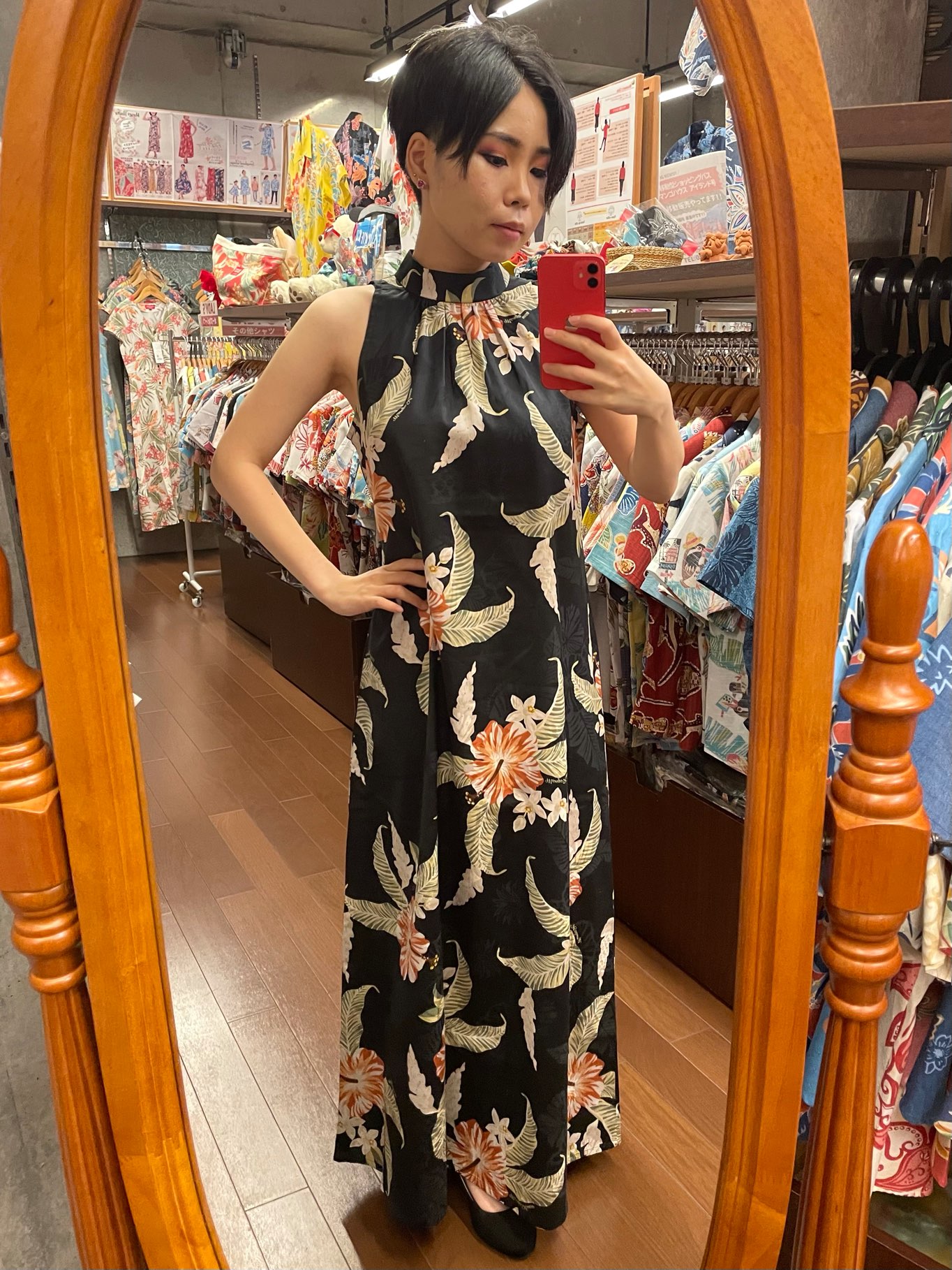 沖縄　かりゆし　ホルターネックワンピース