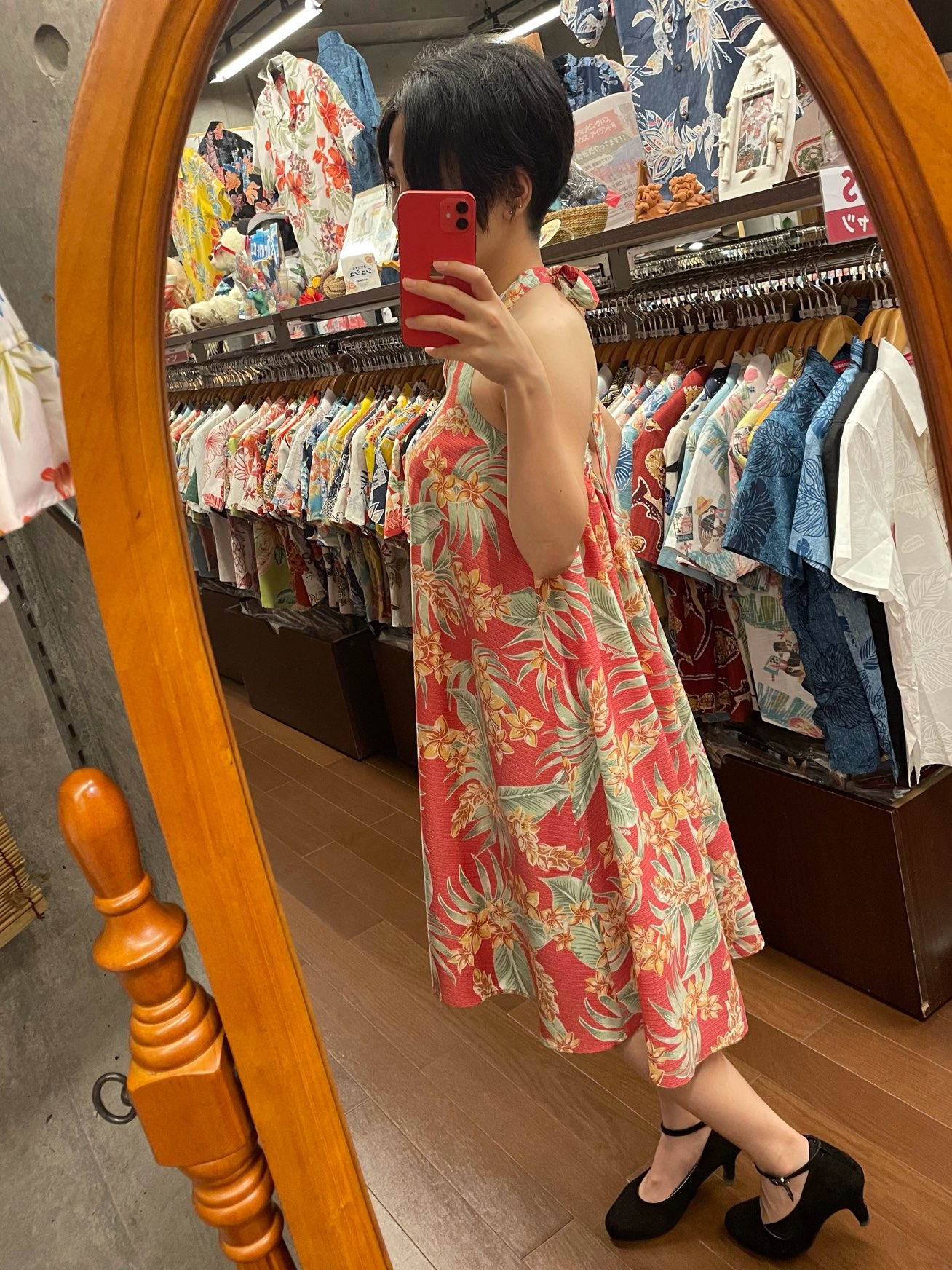 沖縄　かりゆし　ホルターネックワンピース