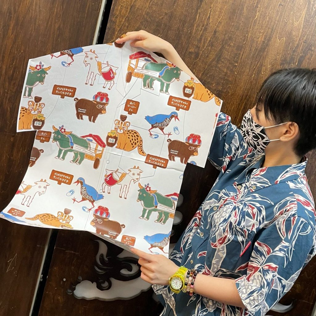 かりゆしウェア　マンゴハウス