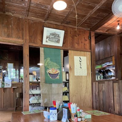 有名沖縄そばのお店