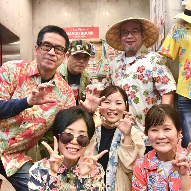かりゆしウェア＆アロハ＆マンゴハウス大好きな常連のお客様が大阪からご来店〜！