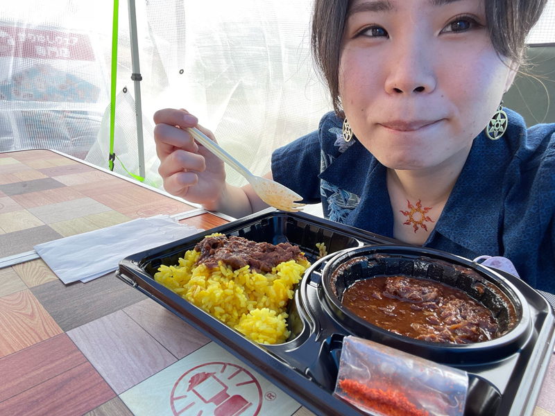 アイランド号『ハピちゅらマルシェ』～staffもぐもぐ食べる編～