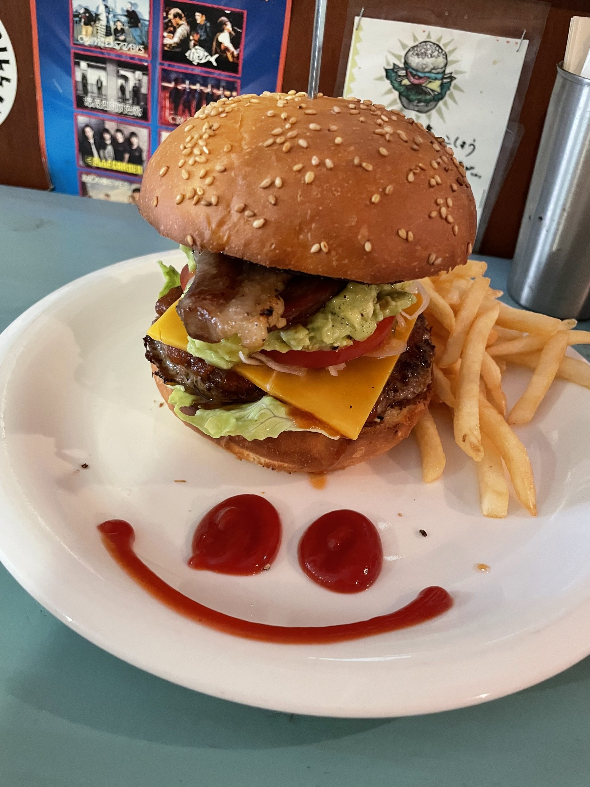 ハンバーガーが美味しい☆食べログ百名店のお店にいってきました♪