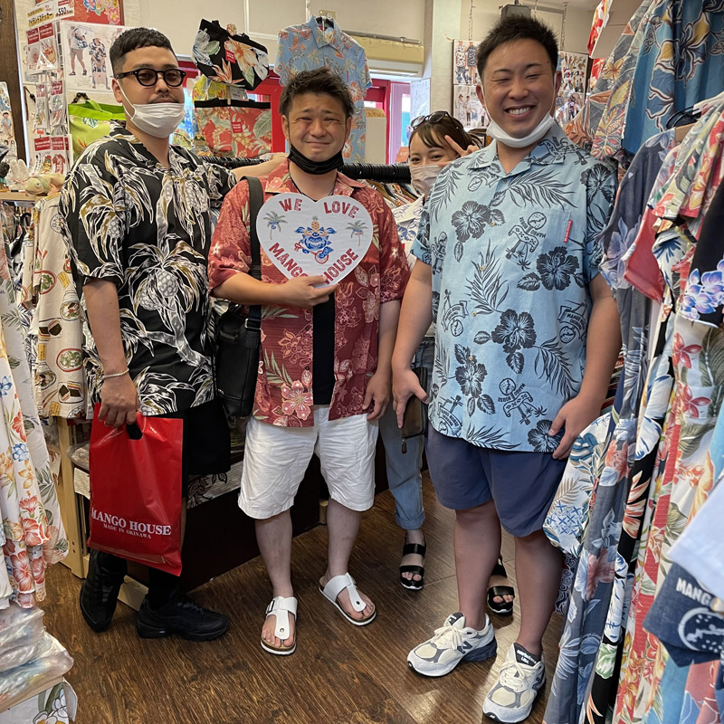 福岡からお越しの笑顔が素敵なお客様ご来店で〜す♪