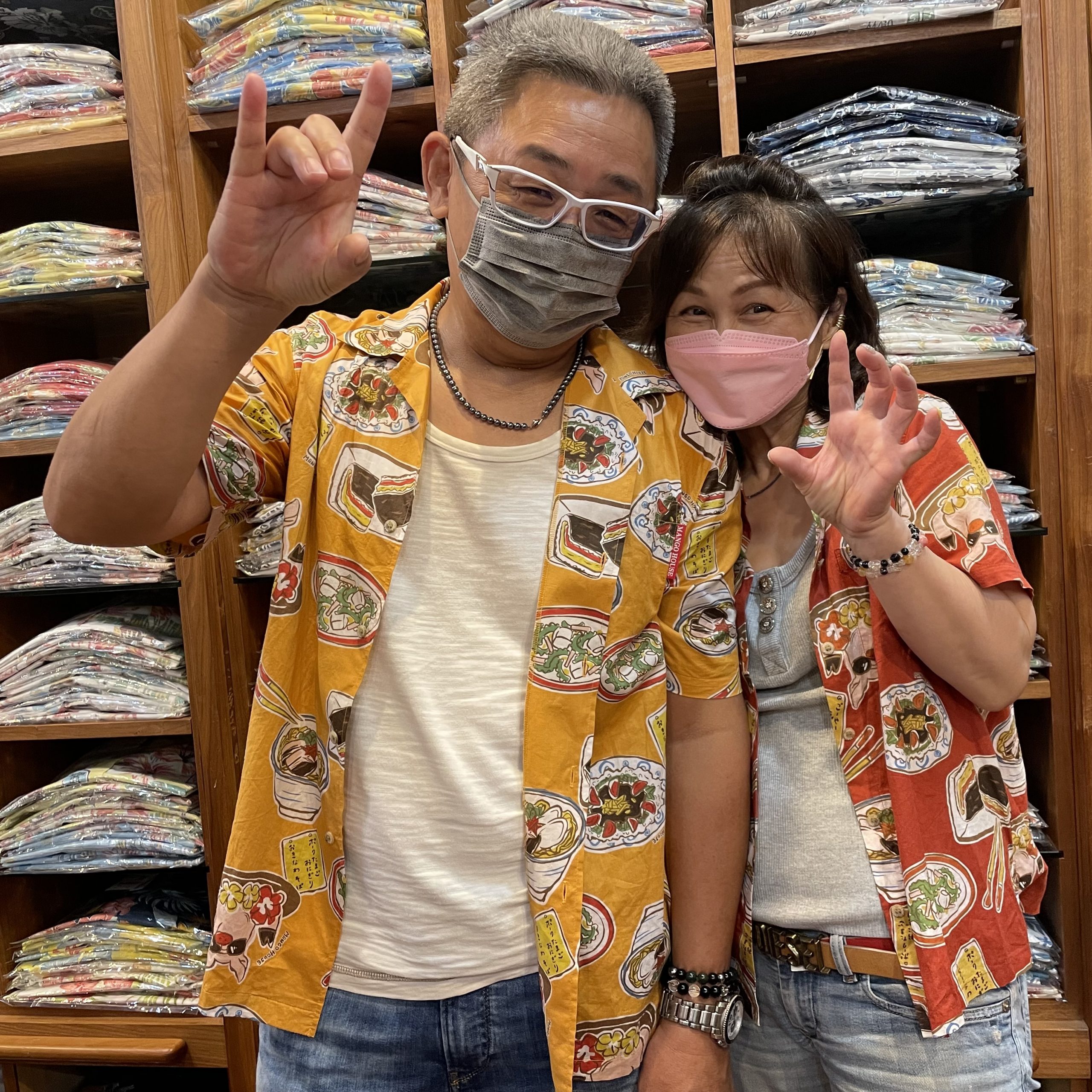 マンゴハウスのために飛行機をおりました！マンゴハウス大好きなご夫婦がご来店♪