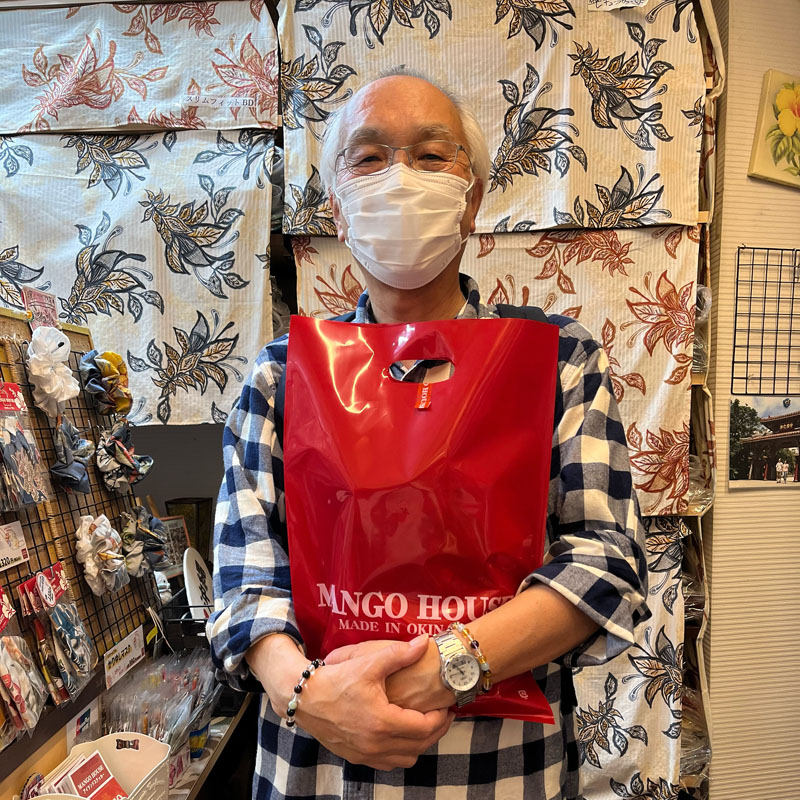 沖縄観光で思い出の場所に🌺～ボーダー柄を気に入り新調～