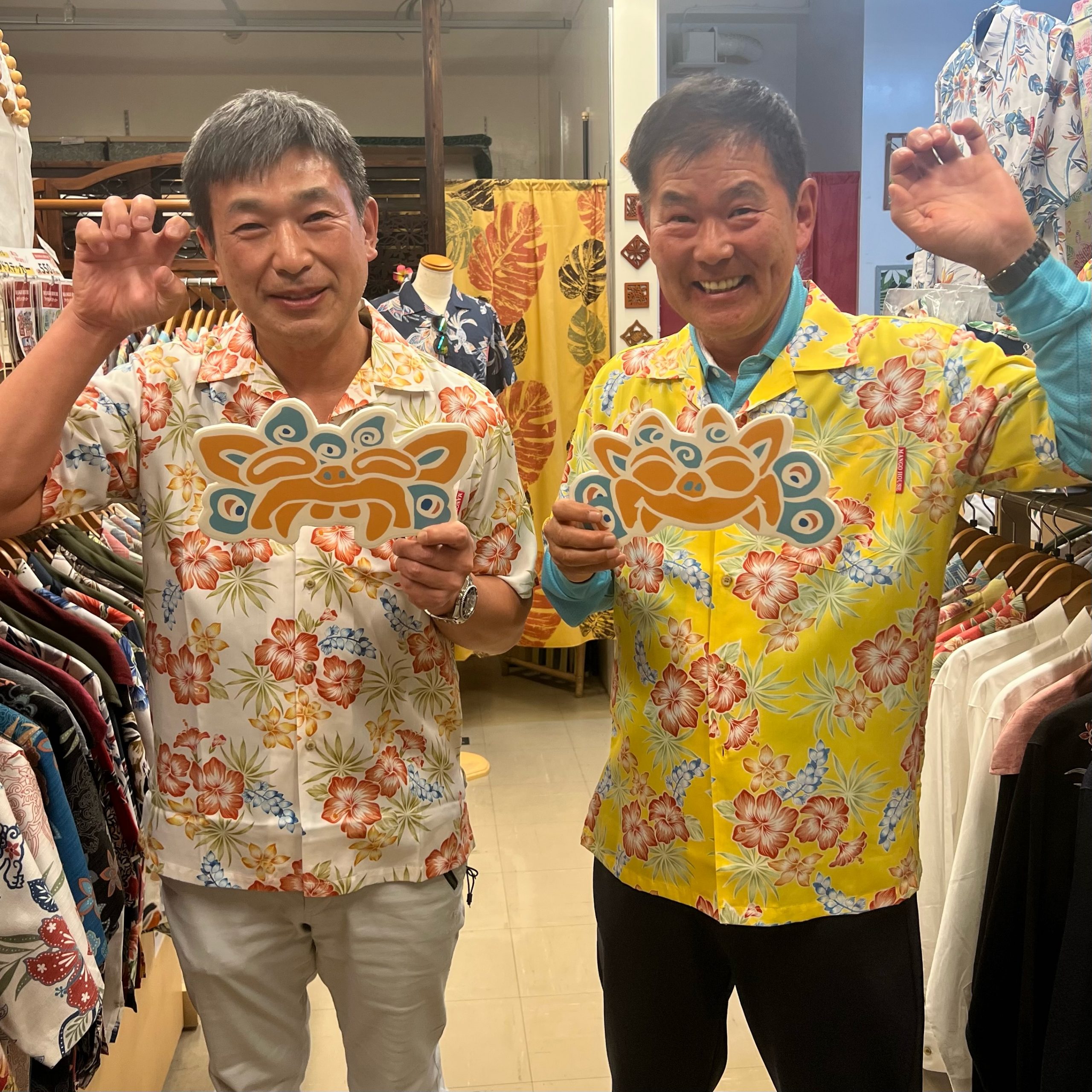 お揃いデザインでハイシーサー🌺