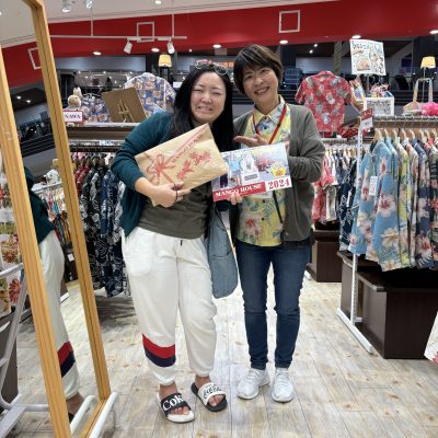 かわいいジレベストのお揃いを色違いで選ばれました ♡