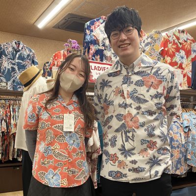 お魚柄かりゆしのペアルック