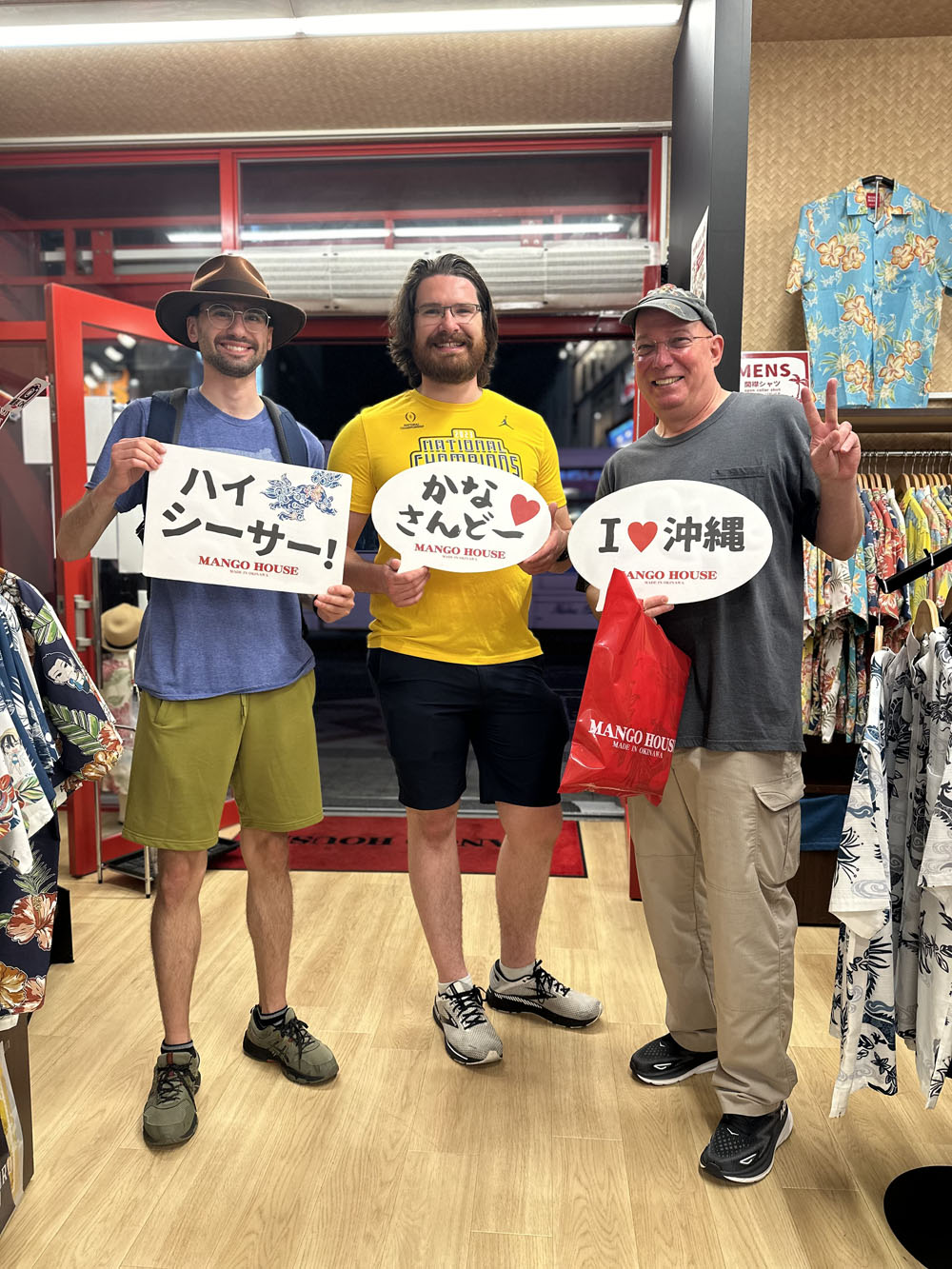 マンゴハウスファンのお客様、ご友人を連れて再々来店♪