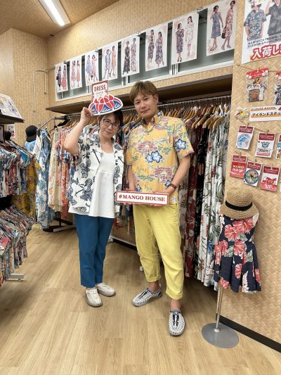 マンゴハウスのかりゆしウェアをこよなく愛する常連様