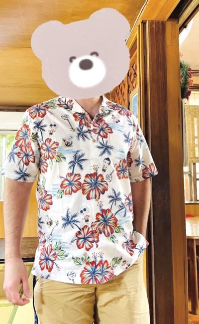 サプライズでご主人にプレゼントした

【呪術廻戦コラボかりゆしウェア】 ✨