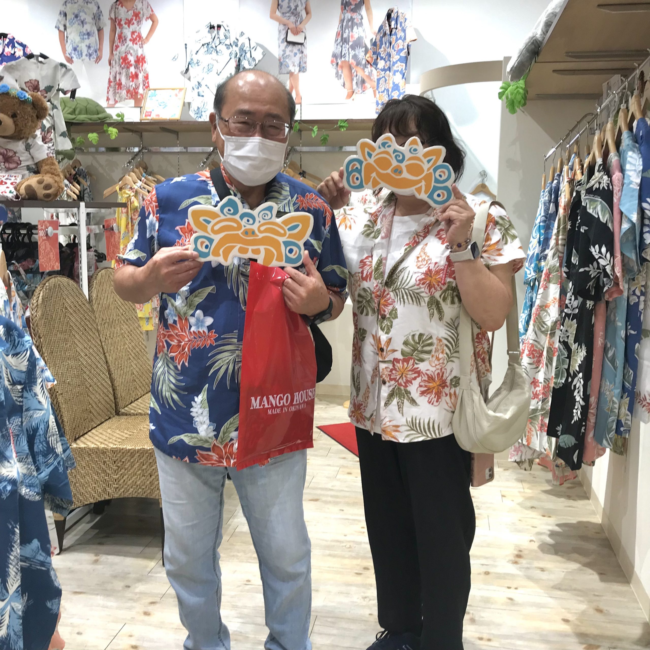 前回ゲットされたシャツを  お二人で着用されご来店いただきました〜 💕