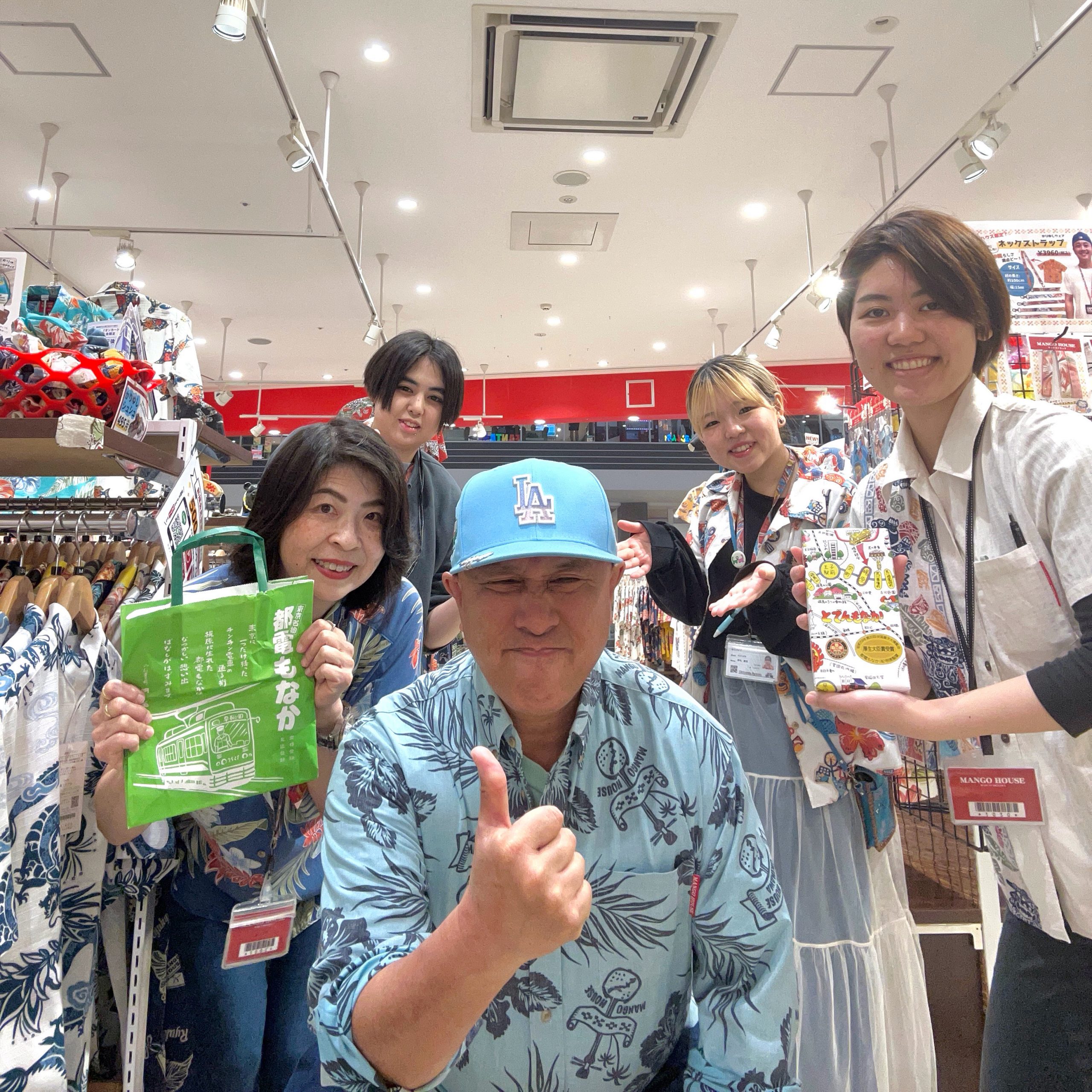 東京からお越しのリピーター南様ご来店！キャップとかりゆしウェアの色を合わせたおしゃれなコーデ♪