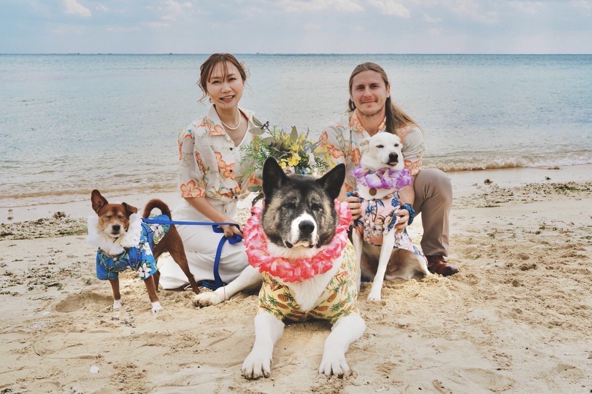 お客様から素敵なお写真が届きました♪“かりゆしウェアで、ウェディングフォト♡”