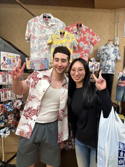 初沖縄で初かりゆしウェアをマンゴハウスで選んでいただきました！