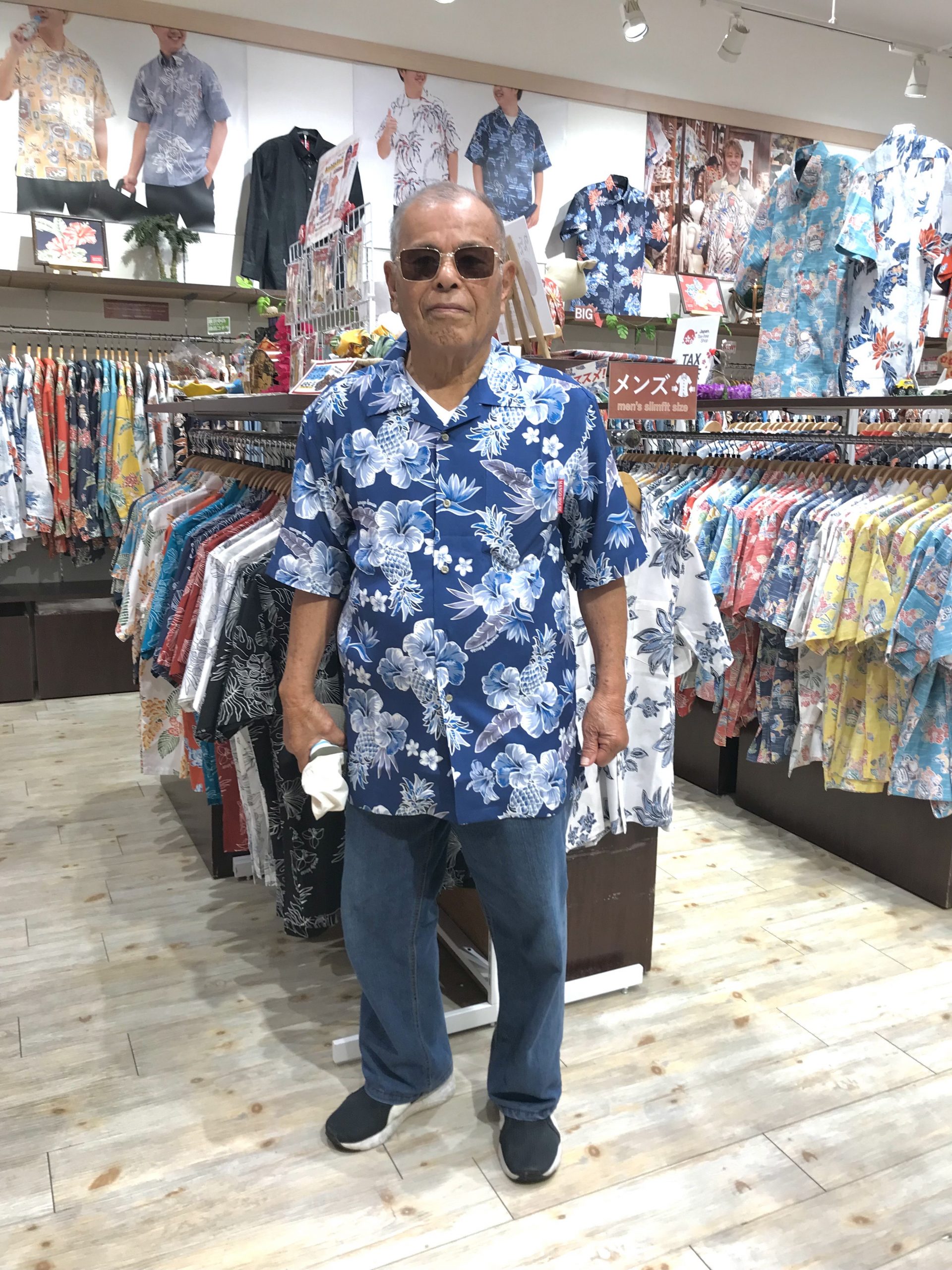 お写真を撮る際もお似合いでかっこよかったです 他のお客様からもかっこいいと好評