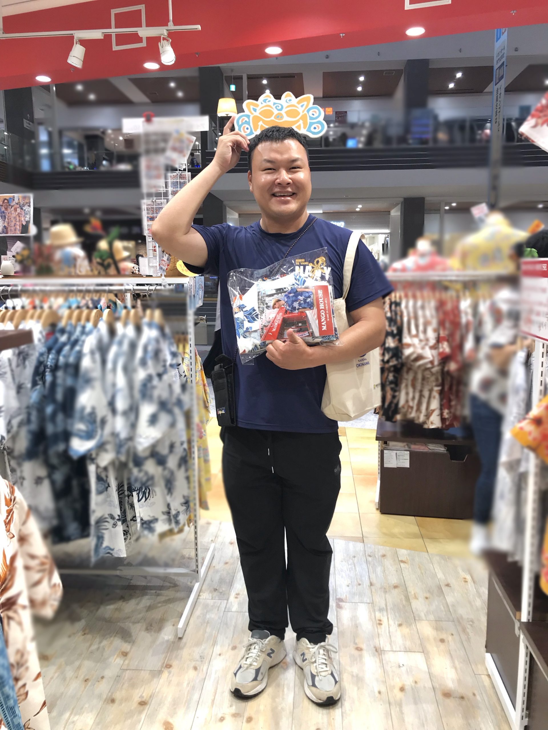 ご試着中これが“沖縄スタイル”と伝えると 大変喜んでいましたよ