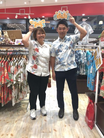 マンゴハウスのかりゆしウェアで
ご夫妻共々お仕事頑張ってください