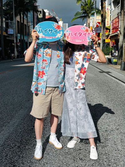 キャンプ柄かりゆしウェアでお揃いコーデ♪