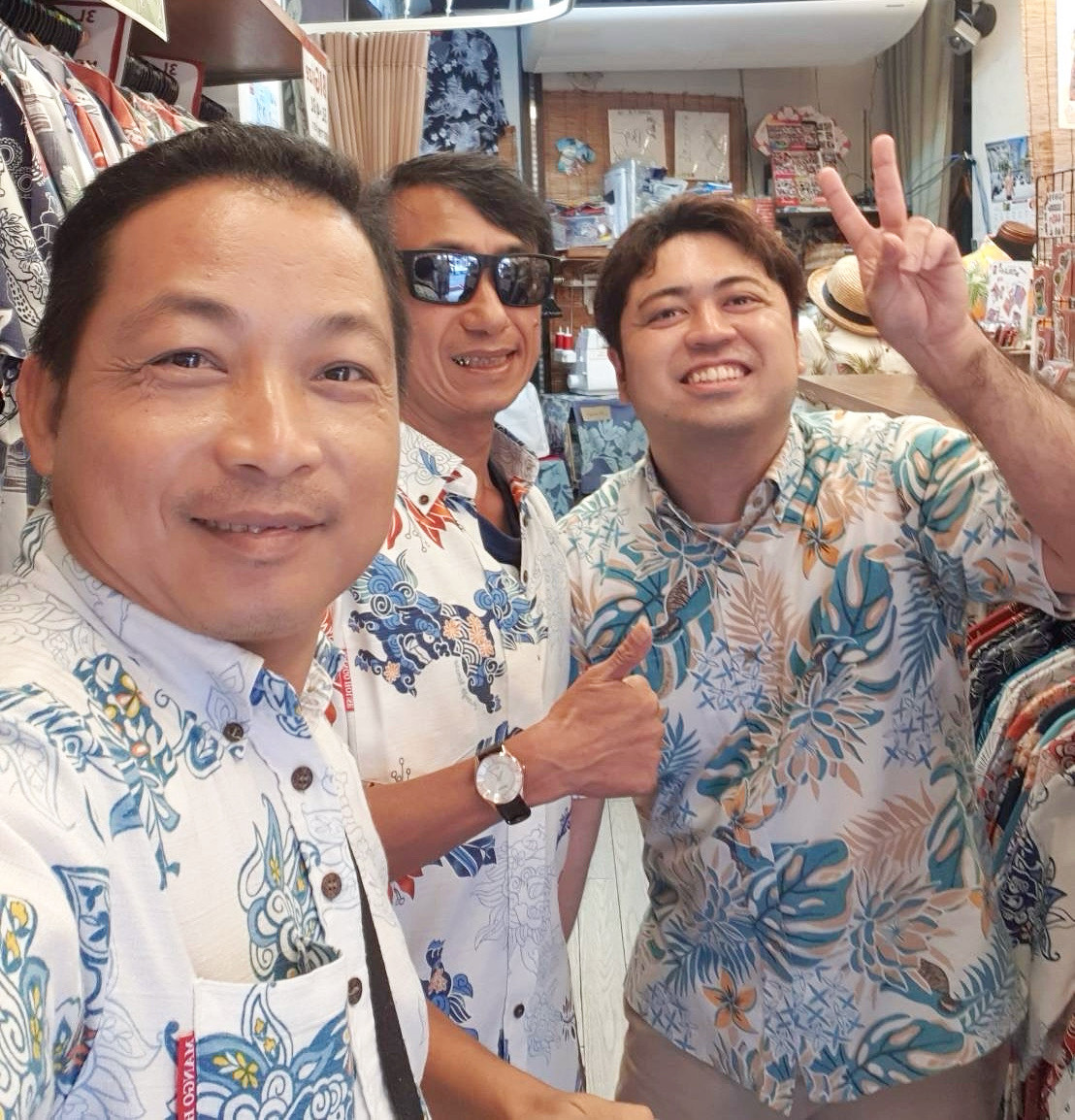 ベトナム🇻🇳のリピーター様ご来店です🌺