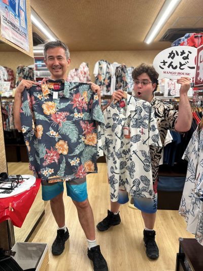 アロハシャツ大好きなご家族かりゆしウェアも絶賛でした♪
