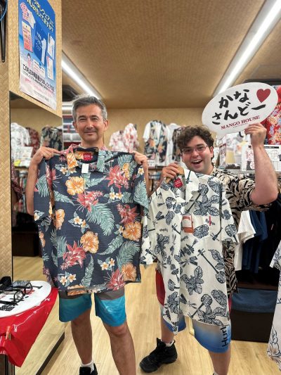 アロハシャツ大好きなご家族かりゆしウェアも絶賛でした♪