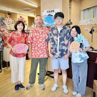 沖縄で結婚式のあとに自分たち用のかりゆしウェアを購入1