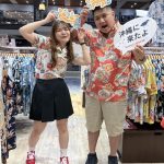新婚旅行で沖縄入りの新婚さんご来店です 奥様はリピーター様で マンゴハウスのかりゆしでご登場