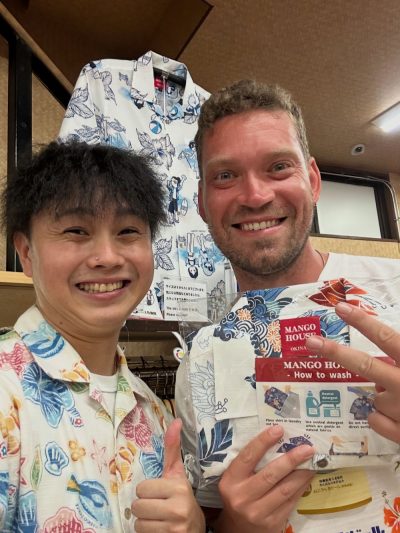 シーサー柄のかりゆしウェアに一目ぼれ！