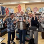 かりゆしウェアリピーターのお客様海外からお父様連れてご来店♪