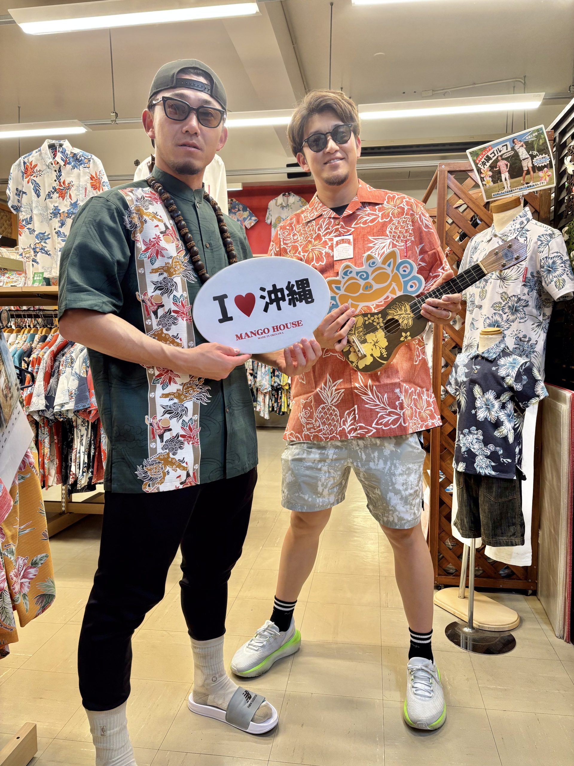 阪神タイガースの岩貞投手、伊藤投手とOB含めた皆さまご来店！