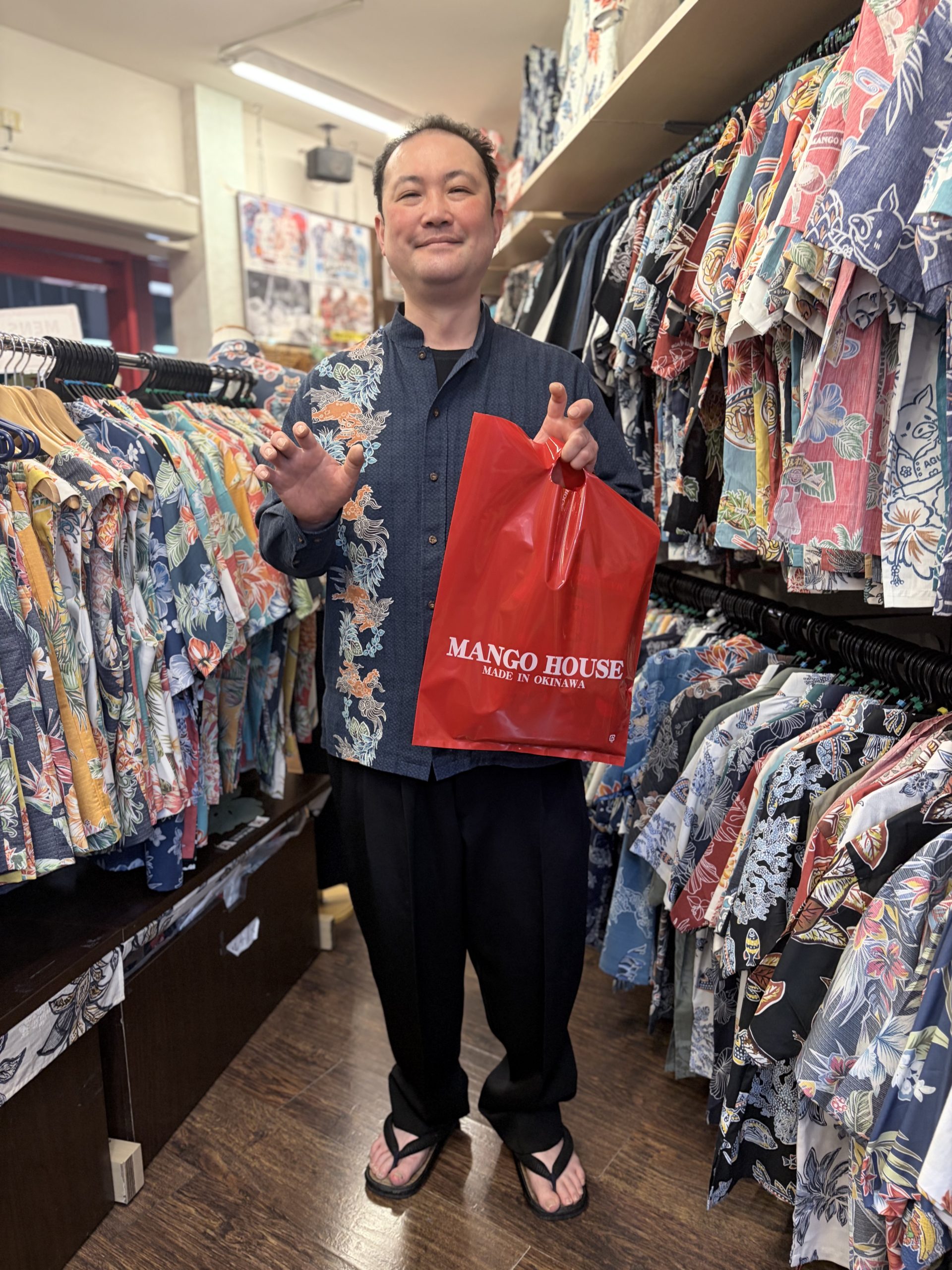 リピーター様ご来店✨シーサー柄かりゆしをゲット