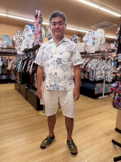 １０年以上前に選んだかりゆしウェアをご愛用♪