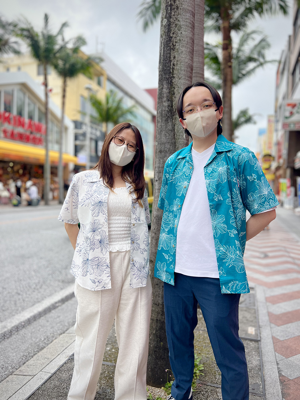 新婚旅行で初沖縄！まずはマンゴハウスのかりゆしウェアにお着替え♪