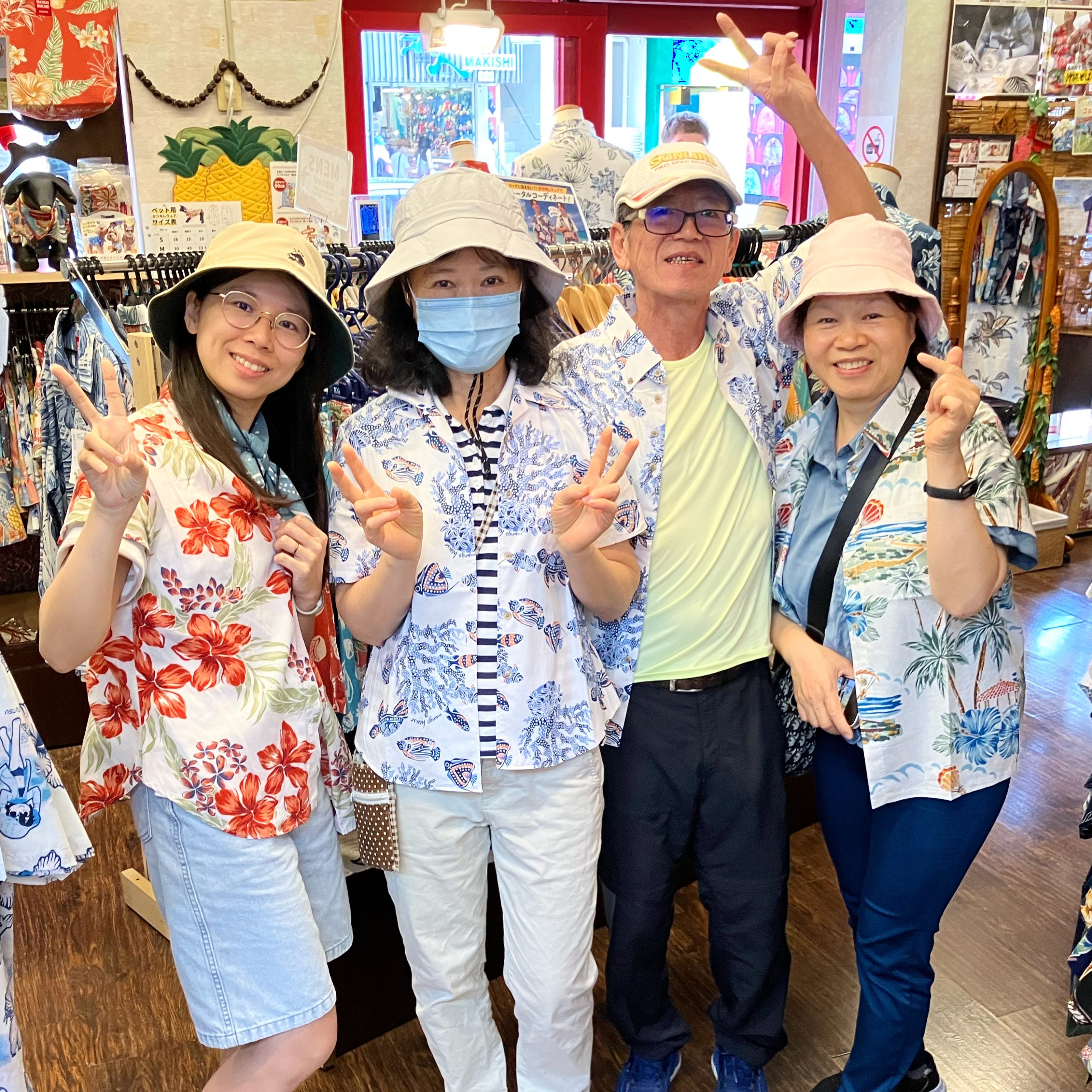 第二弾🥰ご家族みんな着替えて かりゆしウェアで沖縄観光🌺
