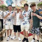 海外からのお客様ご来店ご友人同士で楽しくご試着帰りの際もそのまま着て行かれていました