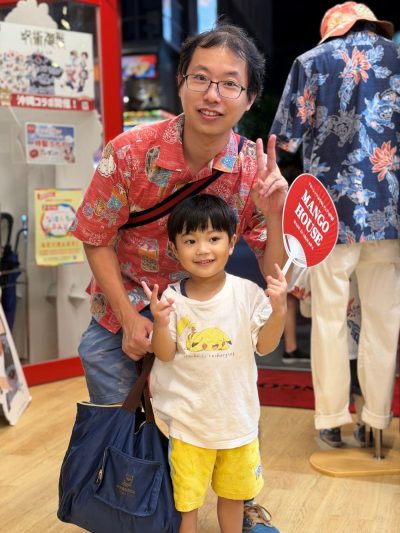 1年ぶりの常連様デザイナーと記念撮影♪