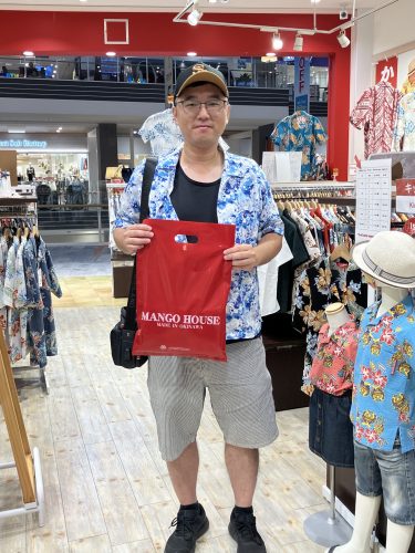 島ぞうりや亀などのビーチ柄をGET ぜひ、滞在中着替えて、砂浜を散歩してください♪