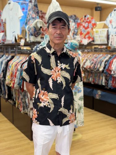 懐かしのかりゆしウェア着用されてご来店♪