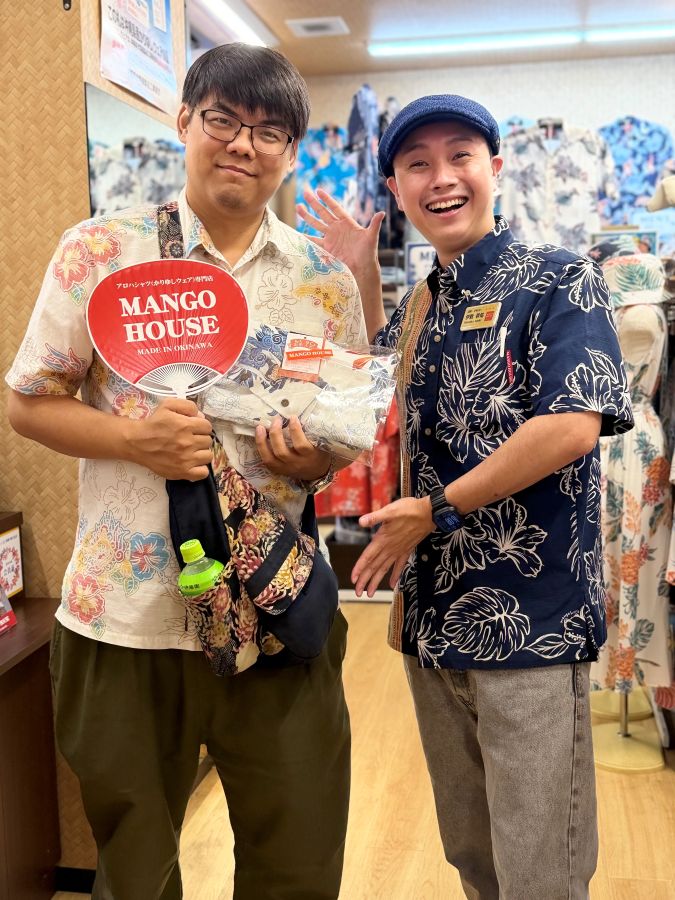 ７年前に選んだお気に入りの紅型ちゅらシーサーのかりゆしウェア着用でご来店下さいました🌺